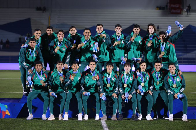 México medalla de oro fútbol varonil JCC 2023